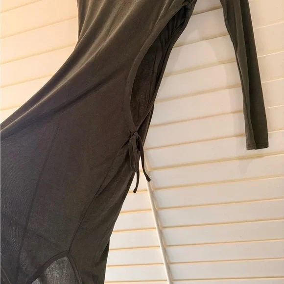 Marion Cutout Olive Long Sleeve Midi Dress - Picture 7 of 10